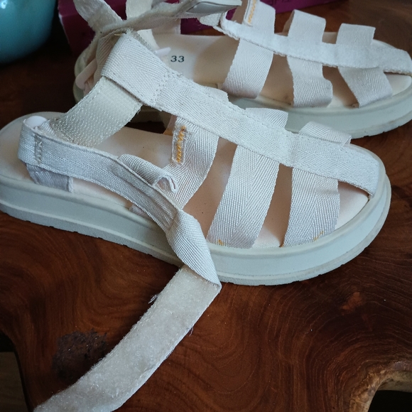 Zara Kids Sandals - Picture 2 of 5